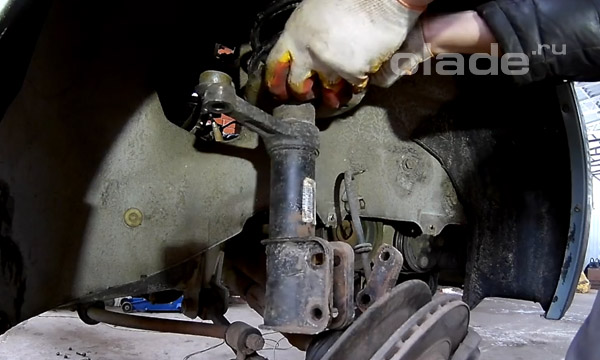 Установка стойки Приора